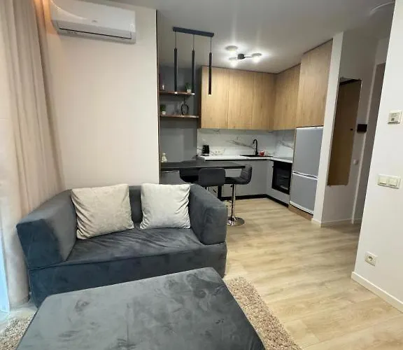 Apartment Park Land Premium